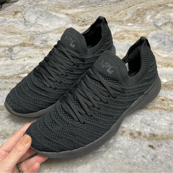 APL Athletic Propulsion Labs Women's TechLoom Wave Black / Black Size 11 - Picture 3 of 12